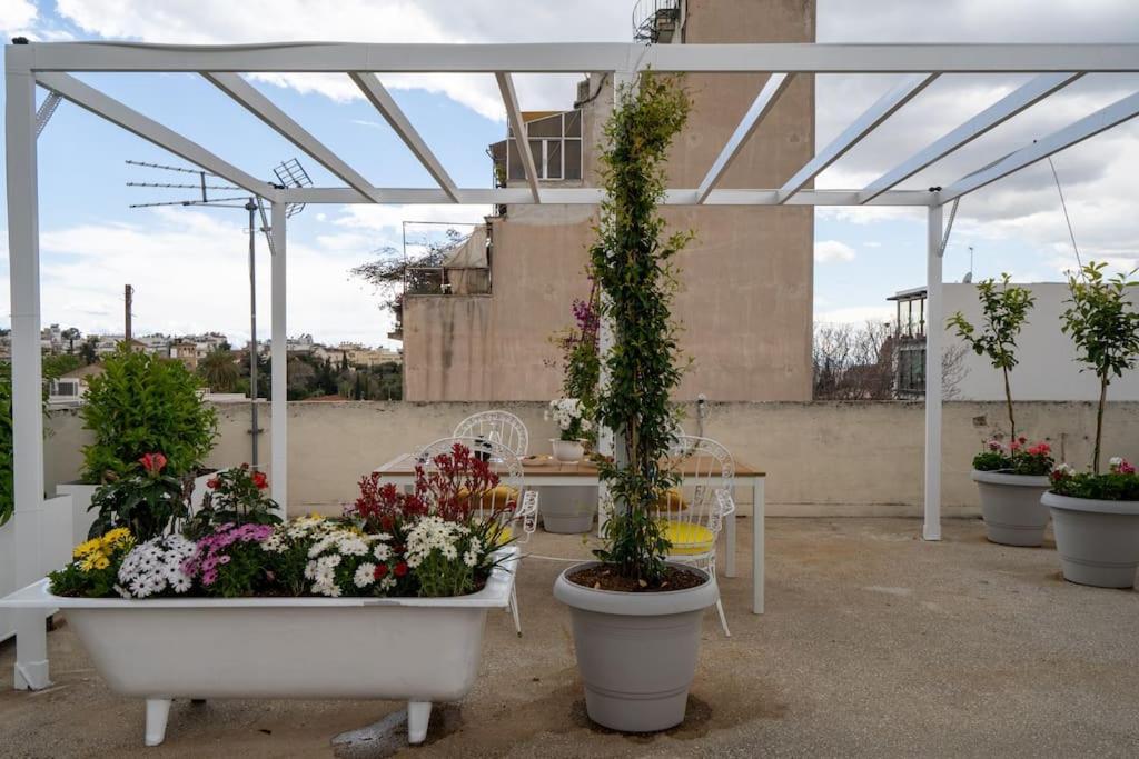 Ebullience - Stylish & Chic Athens Apartment Exterior photo
