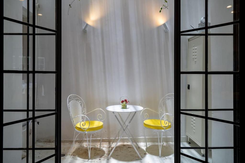 Ebullience - Stylish & Chic Athens Apartment Exterior photo